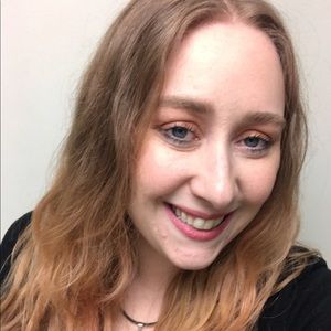 Meet your Posher, Dakota